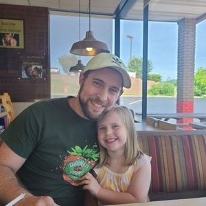 Meet your Posher, Eddie